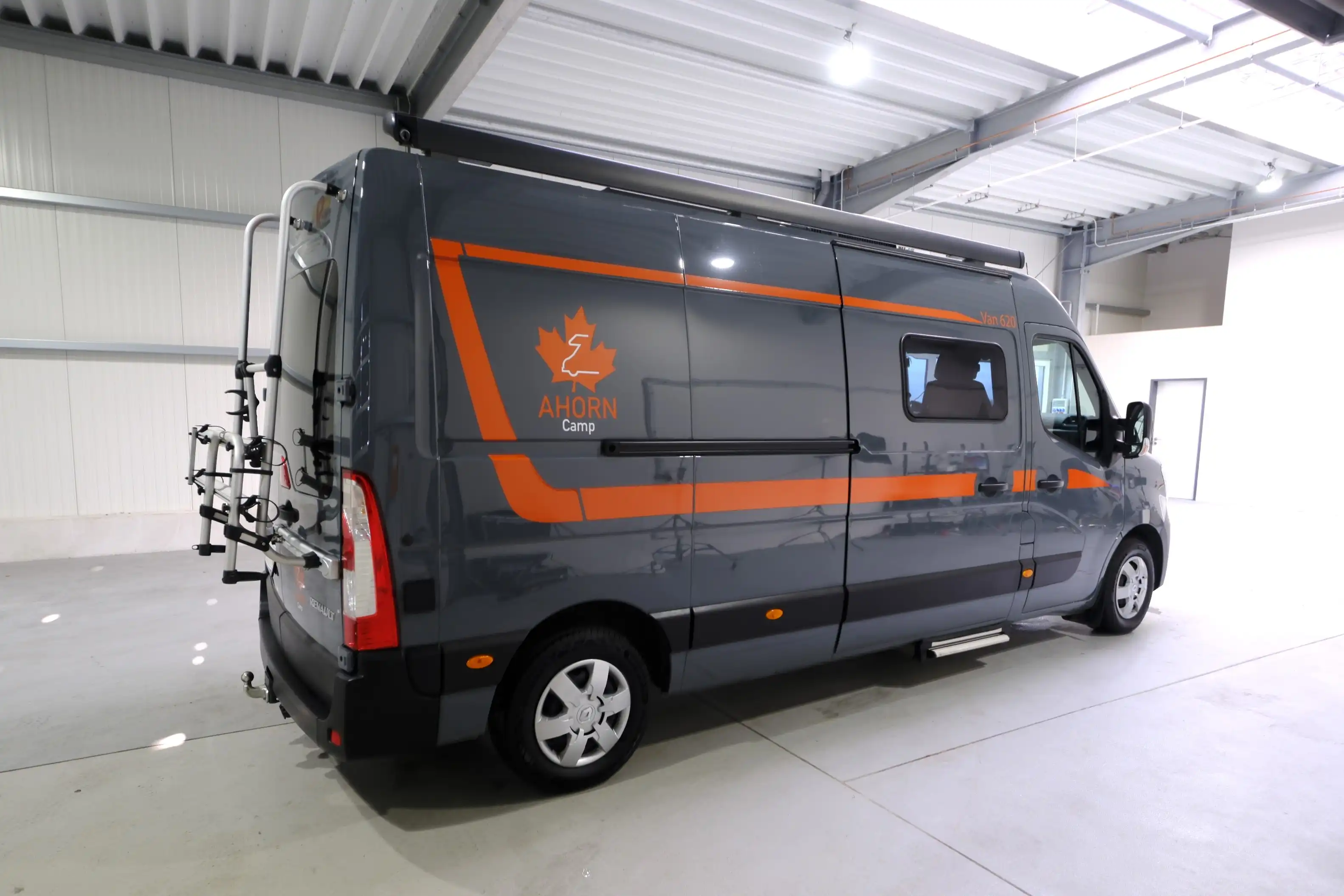 AHORN VAN 620